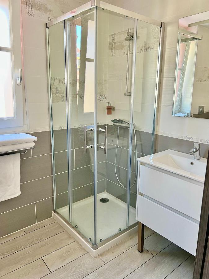 Plage à 50m Appartement Rêves étoilés Villa Les Bains de Mers Esterno foto